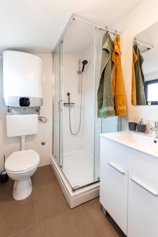 Ferienwohnung Kuca Melina Rovinj Exterior foto